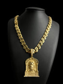 CORDÃO FRISO S VAZADO 13MM + PINGENTE JESUS CRISTO - BANHADO A OURO 18k -