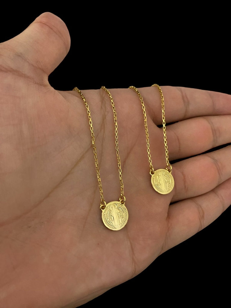 ESCAPULÁRIO TIJOLINHO 1MM MEDALHA SÃO BENTO - BANHADO A OURO 18K